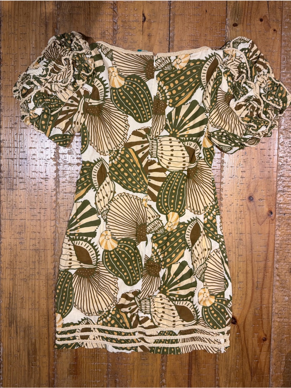 FARM Rio Olive & Cream Botanical Puff-Sleeve Mini Skirt - Picture 5 of 8